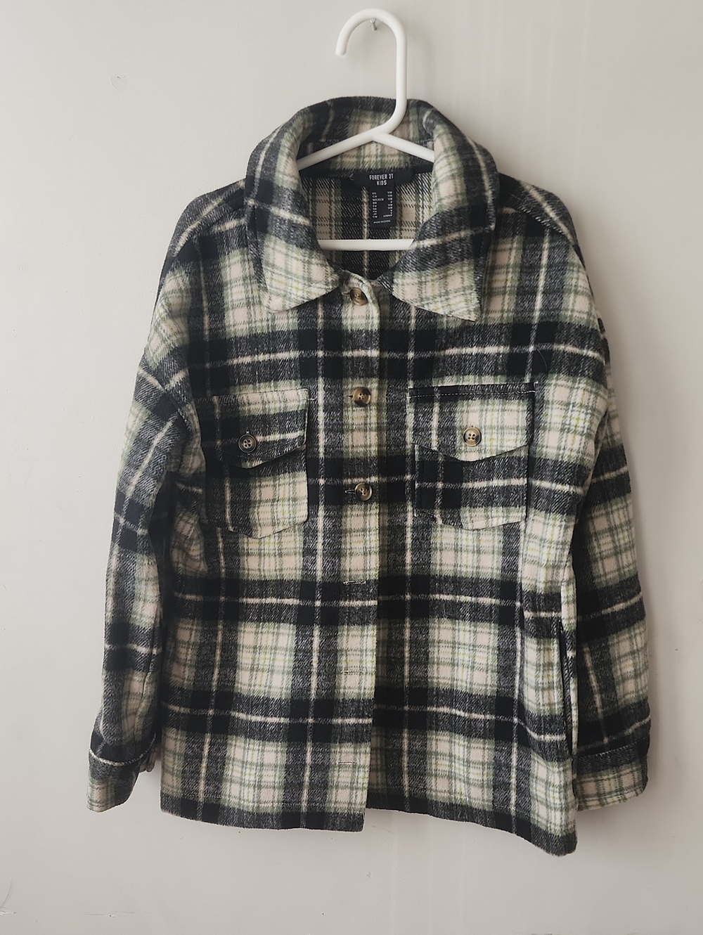 Forever 21 Black & Cream Plaid Button-Front Kids Shacket. New Without Tag